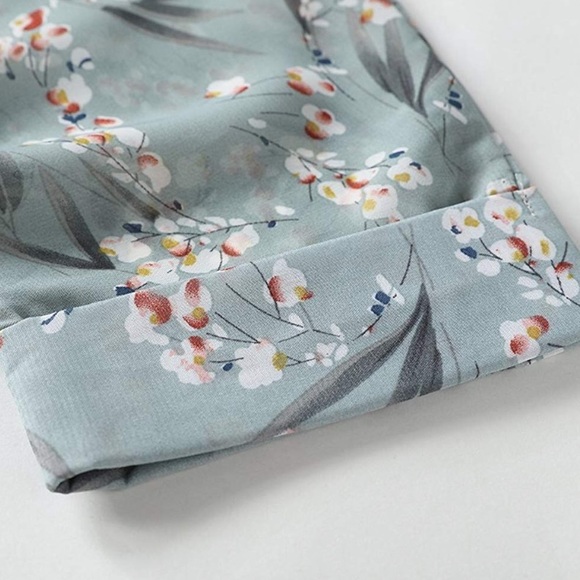 NWOT Chiffon Floral Kimono - Picture 4 of 7